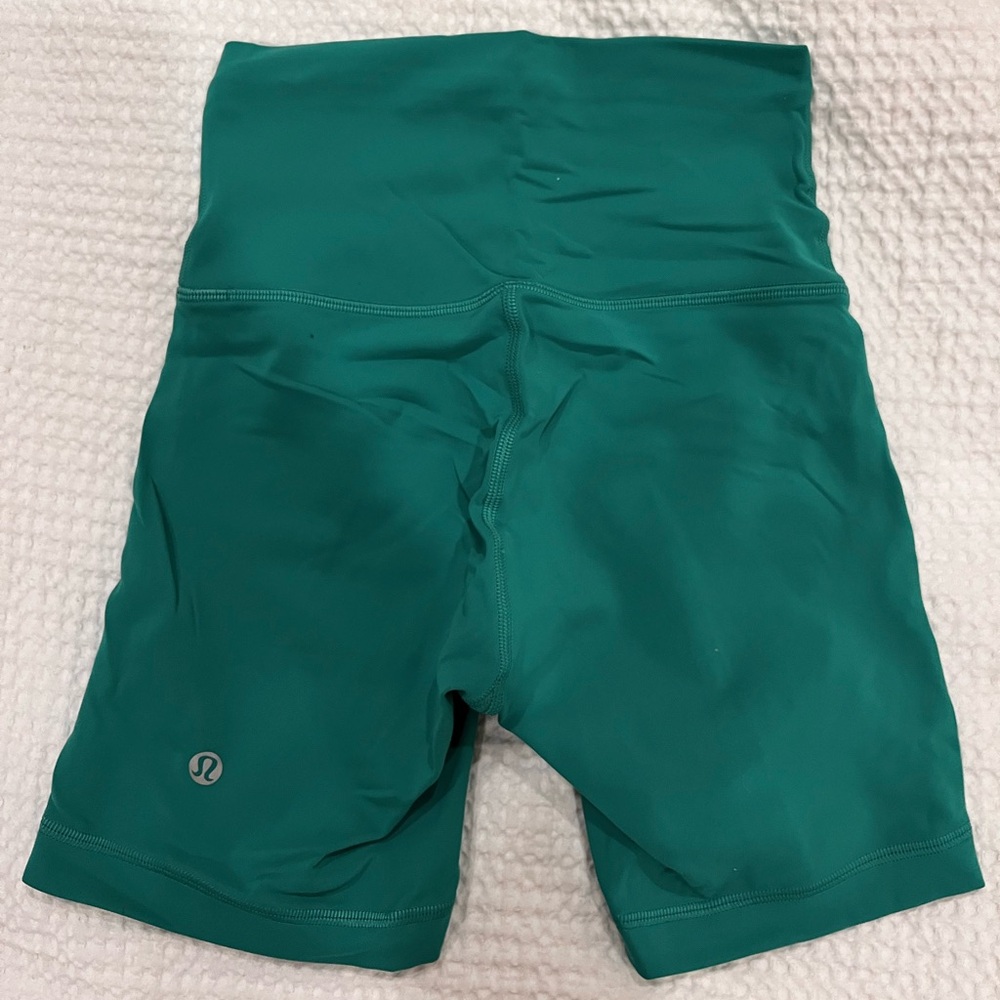 Lululemon green biker shorts. Size 4 barely worn.